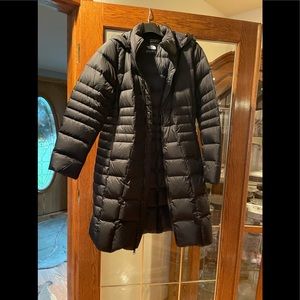 Woman’s north face long coat